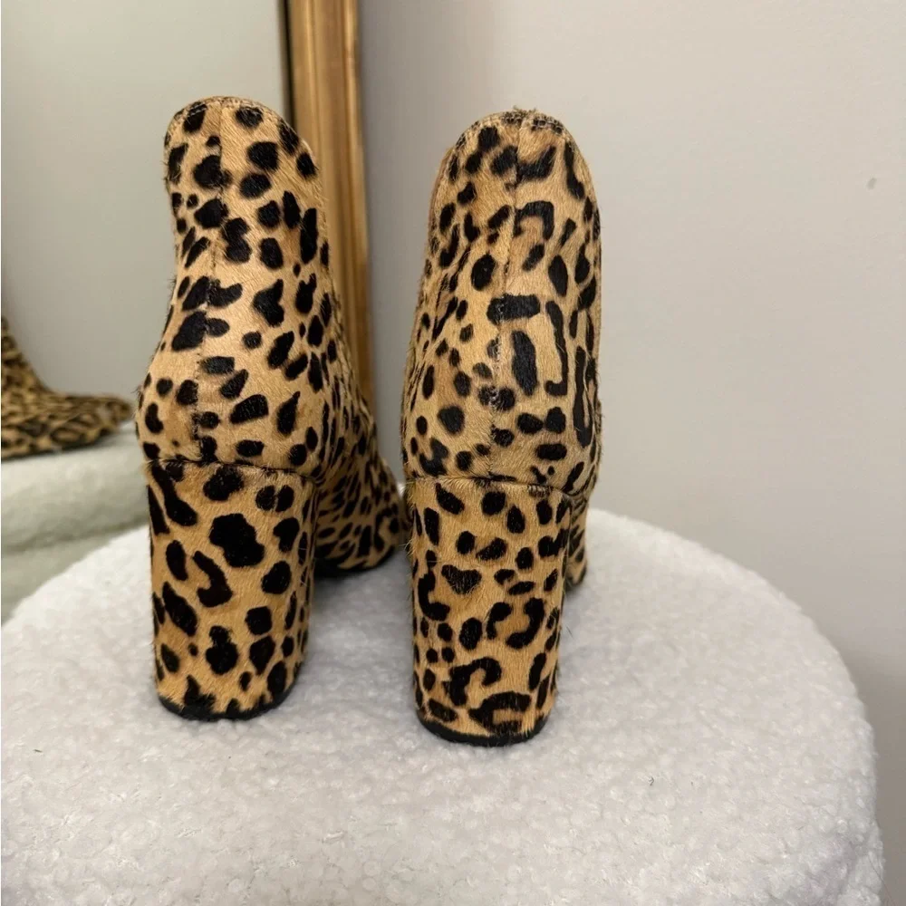 Steve Madden Rockstar Cow Hair Leopard animal print Booties Size 8